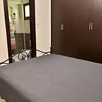 Two Bedroom Luxury Διαμέρισμα *